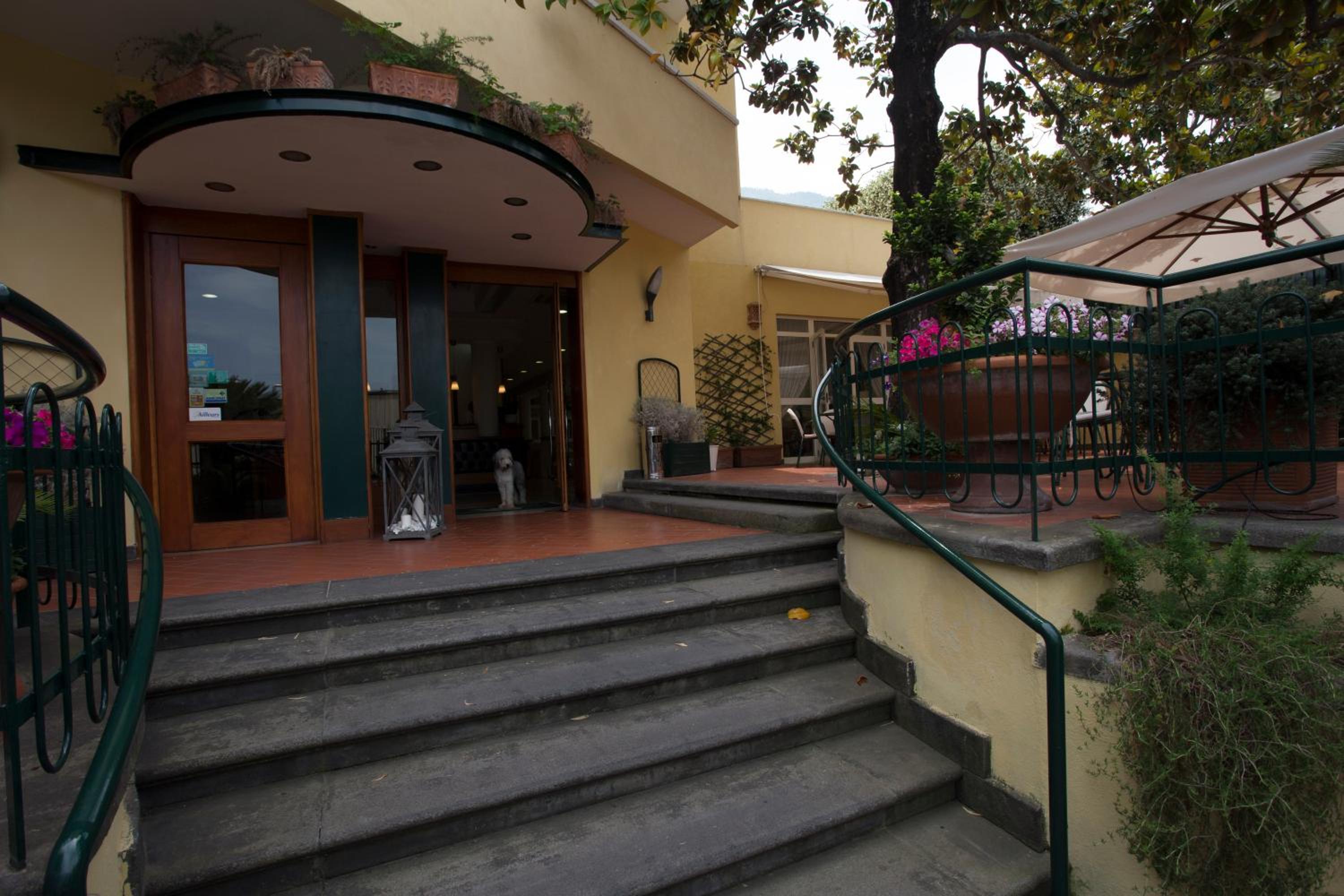 Hotel Villa Serena 6/51
