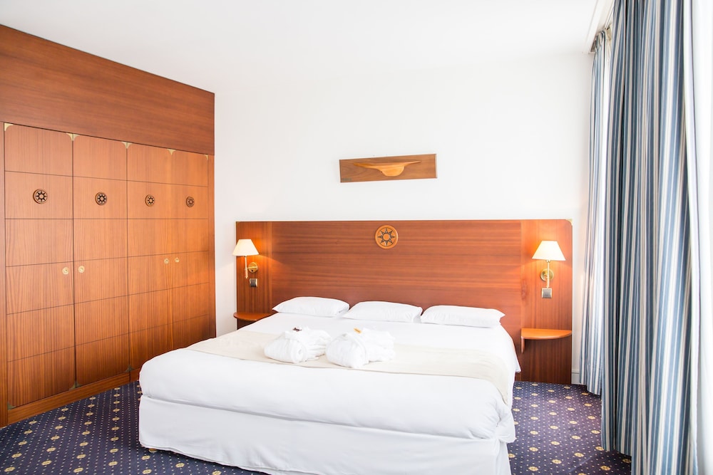 Hotel Le Yachtman 19/77