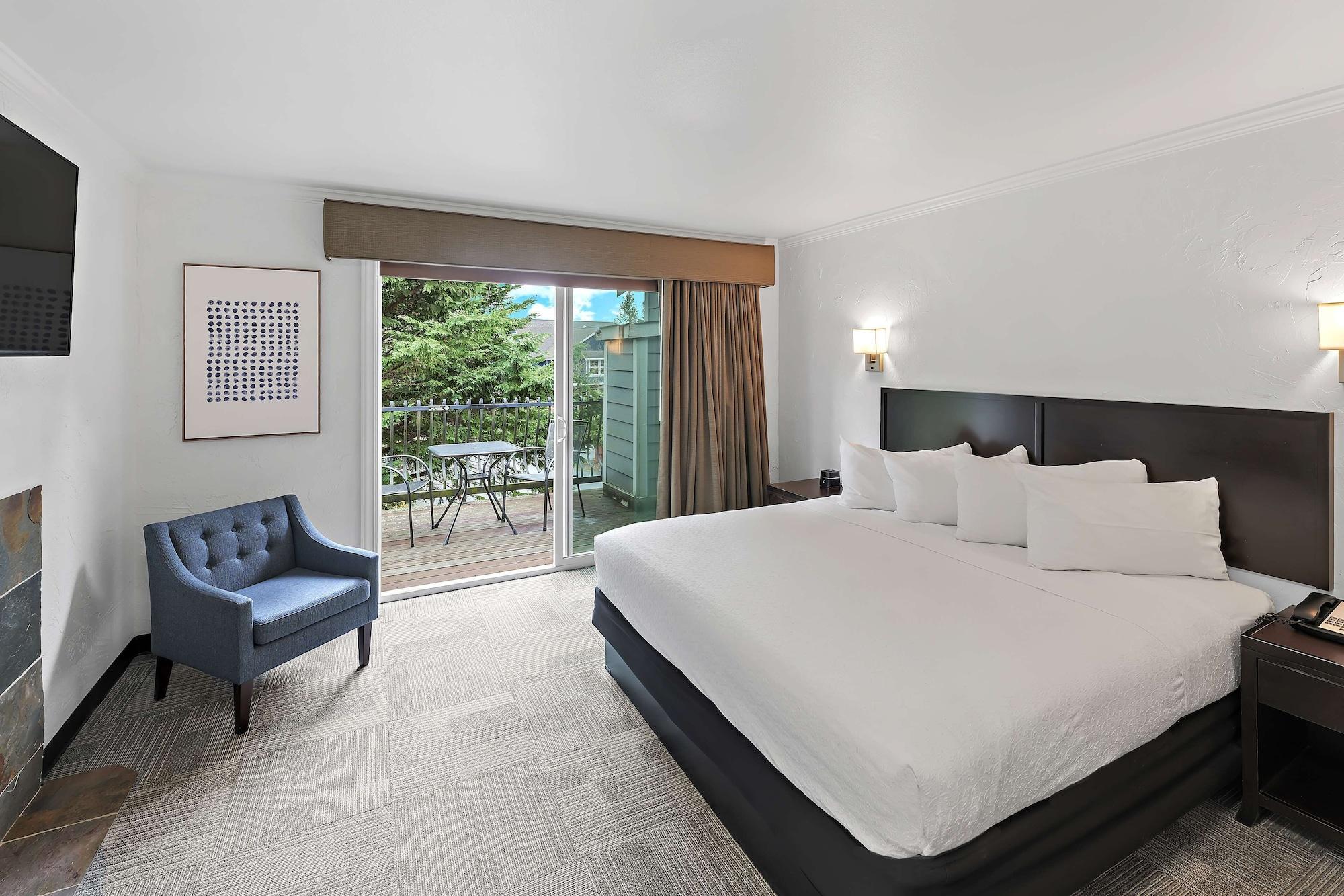 Suite, Multiple Beds, Balcony