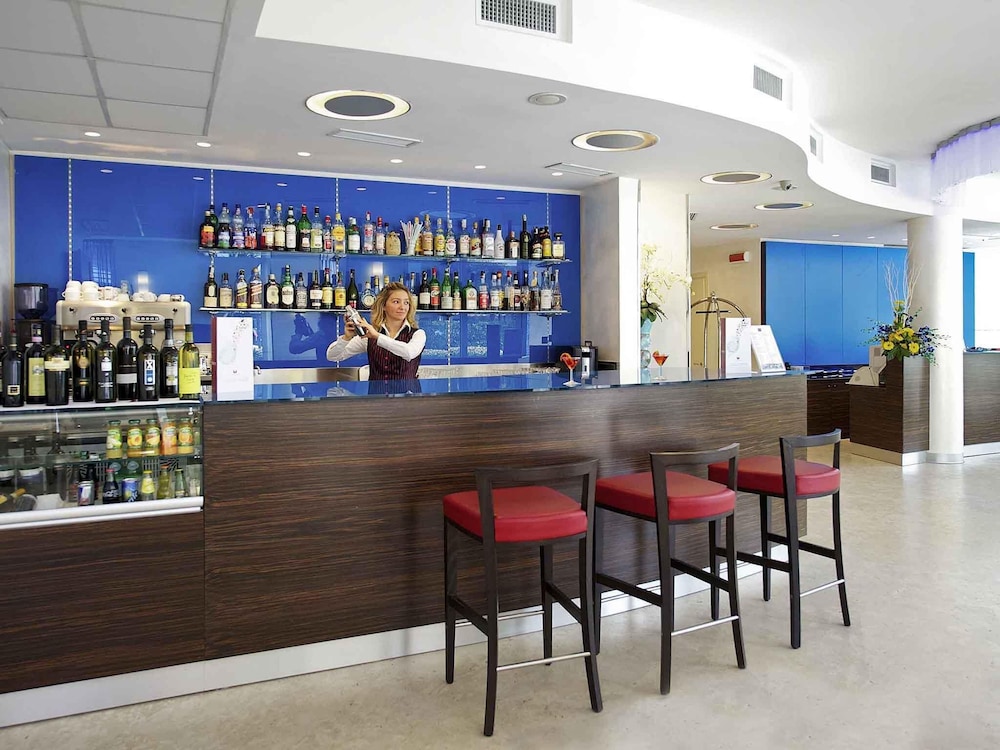 MERCURE RIMINI LUNGOMARE 53/71