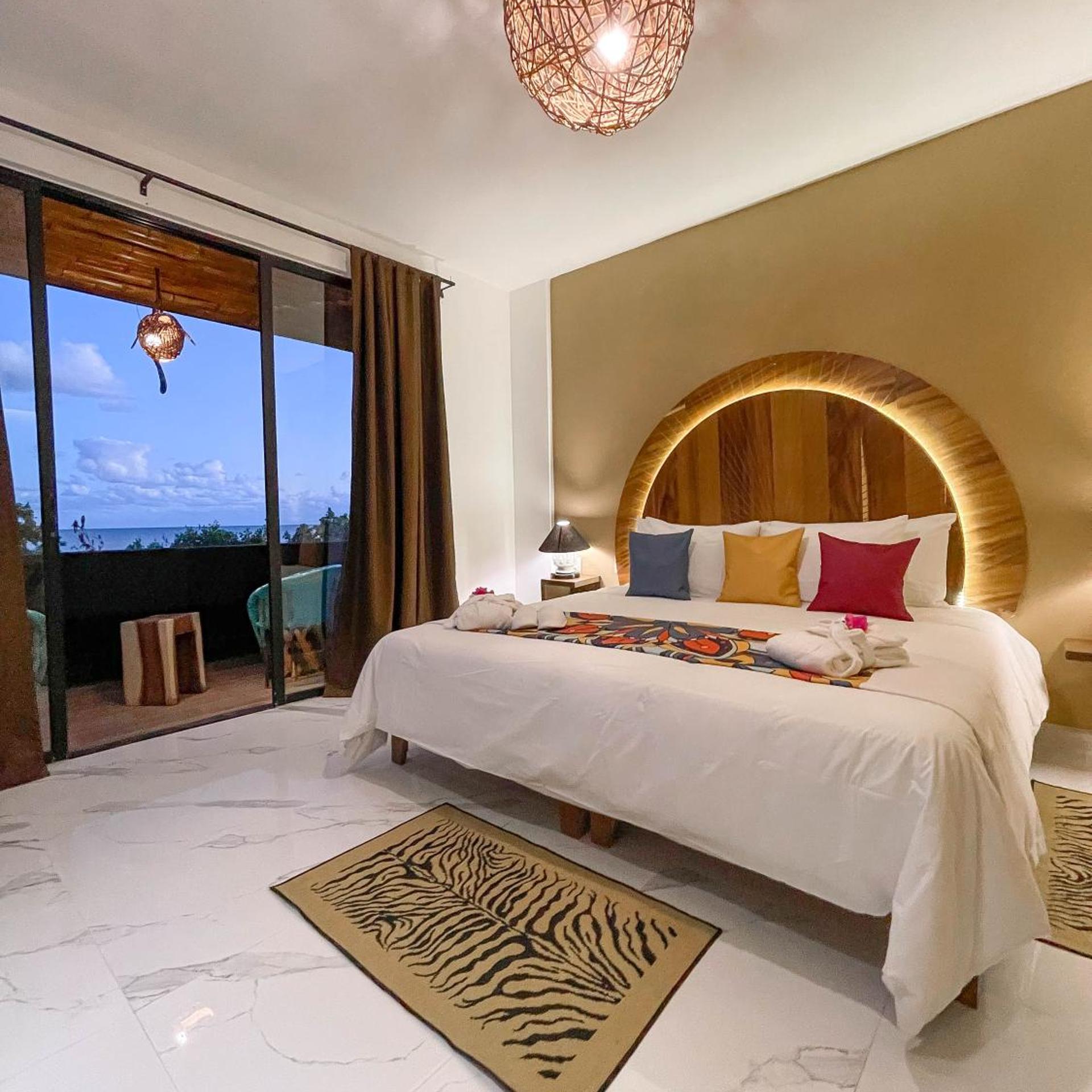 غرفة ديلوكس بسرير مزدوج بإطلالة على البحر، Akuazul Resorts Adults Only 7/10