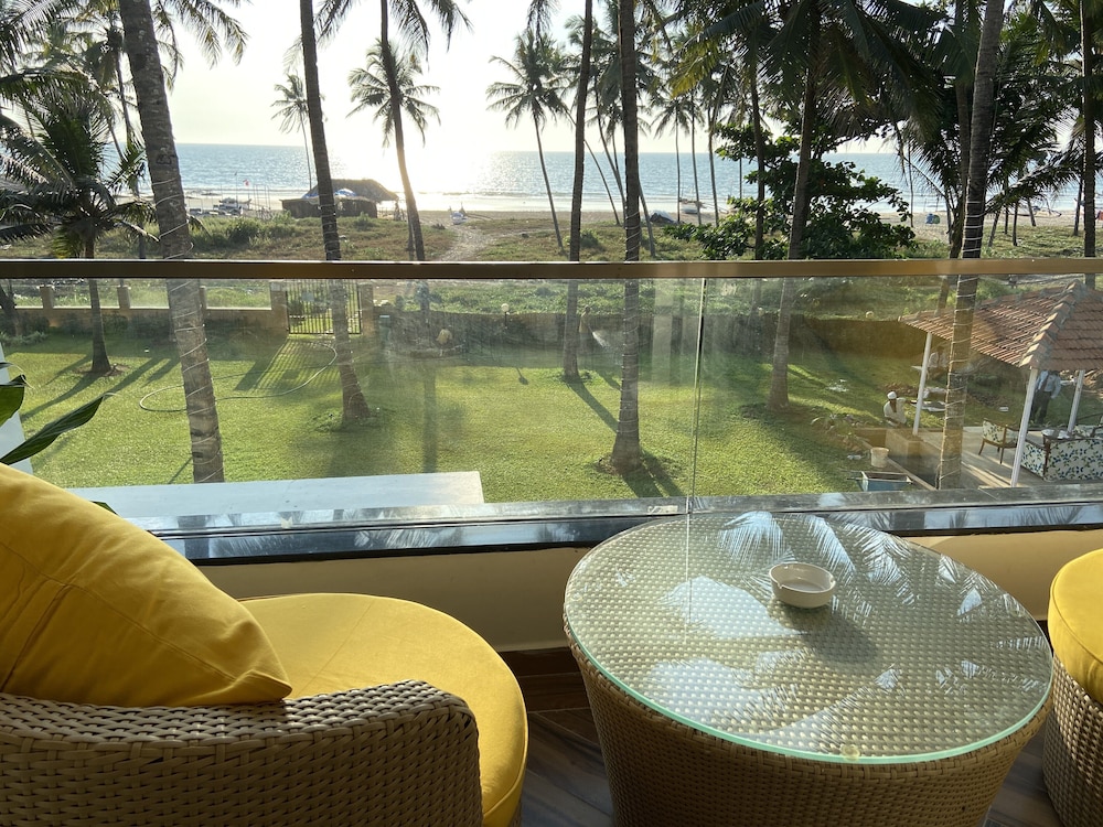 Longuinhos Beach Resort 3/33