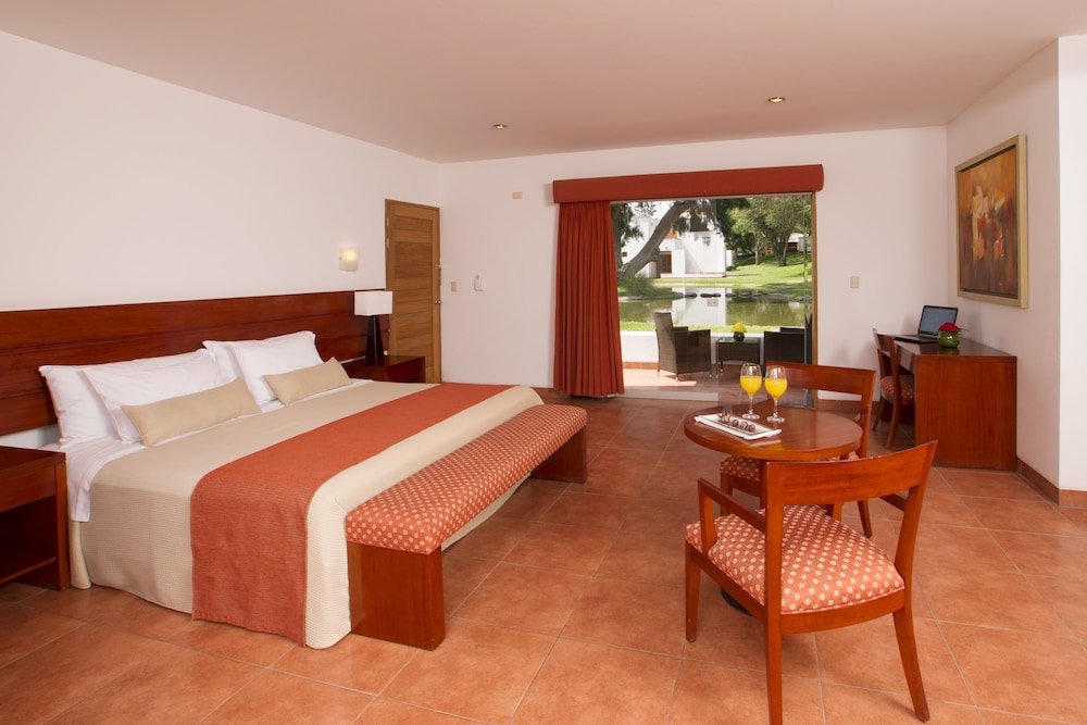 Hotel Las Dunas 5/25