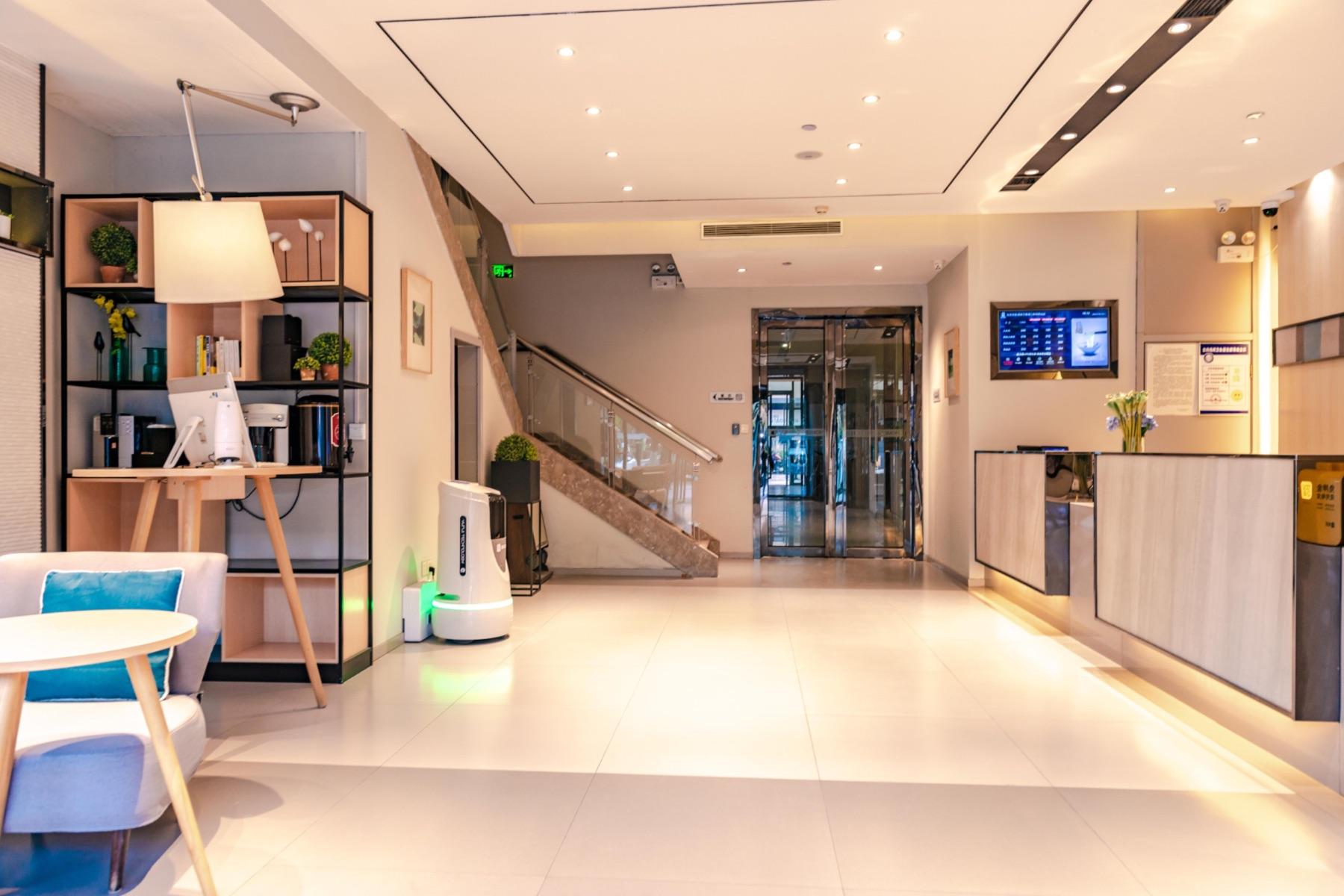 Home Inn Selected (Xi'an Mixc Sanqiao subway station) 10/38