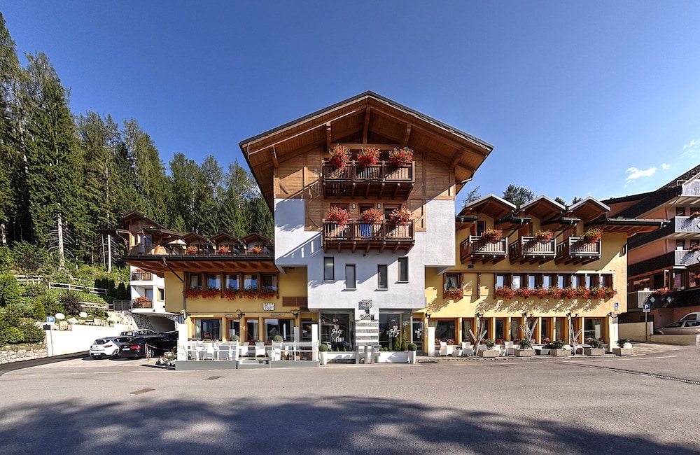 Hotel Folgarida 4/50