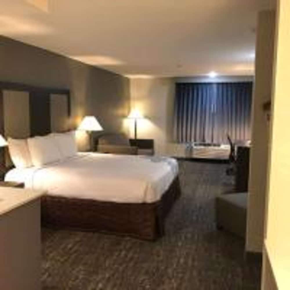 Baymont by Wyndham Moses Lake 15/48