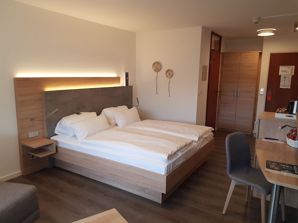 Graf Eberhard Hotel 22/70