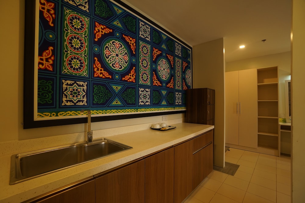 Cebu Uncle Tom's Cabin Hotel 6/66