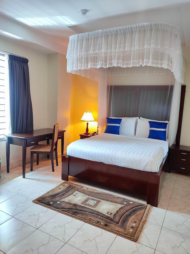 Kooki Hotel 15/50