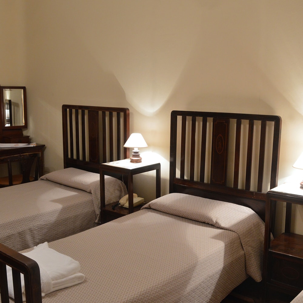 Argentino Hotel 8/50