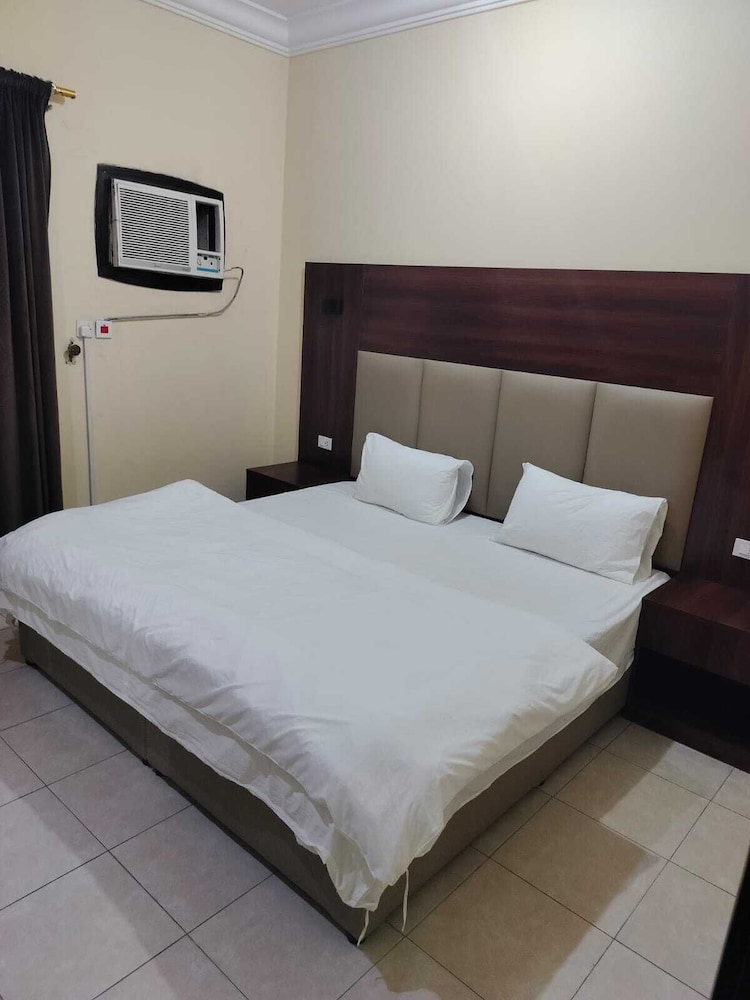 العييري للشقق المفروشة جيزان 1(Al Eairy Furnished Apartments Jizan 1) 12/25