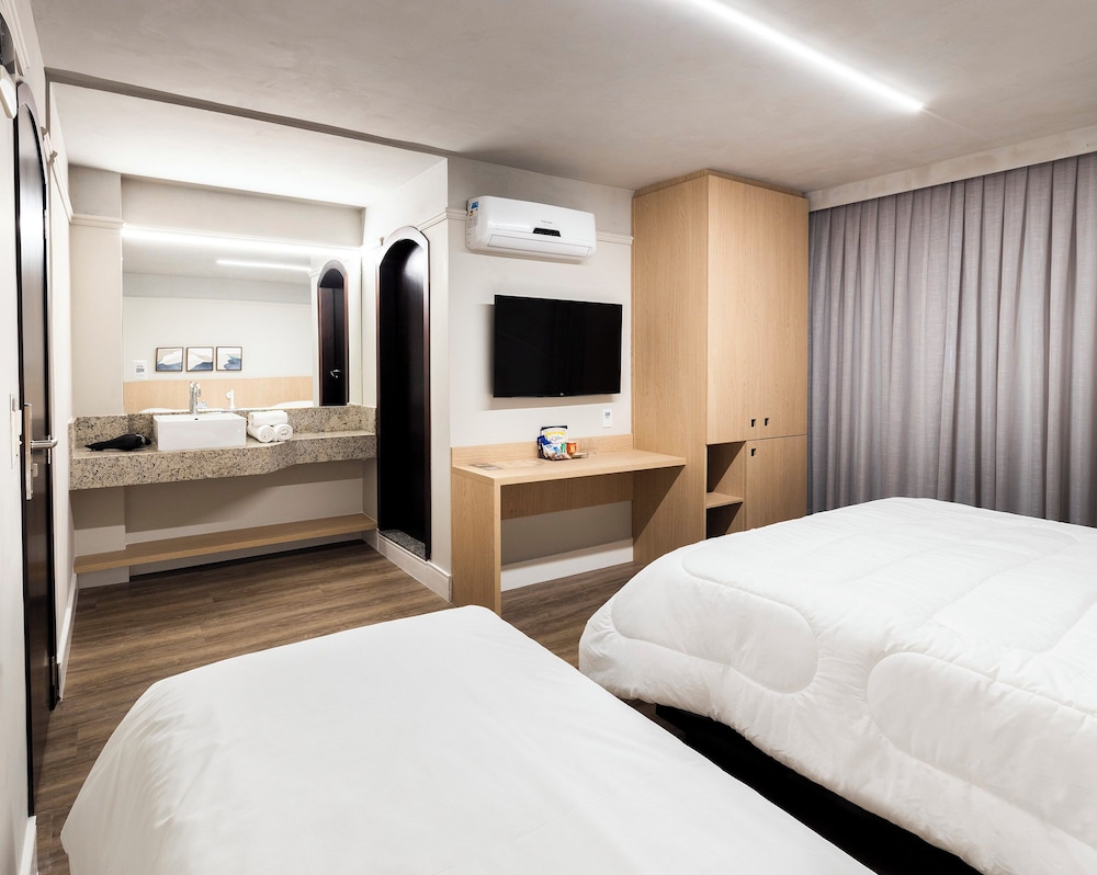 HM Hotel 10/50
