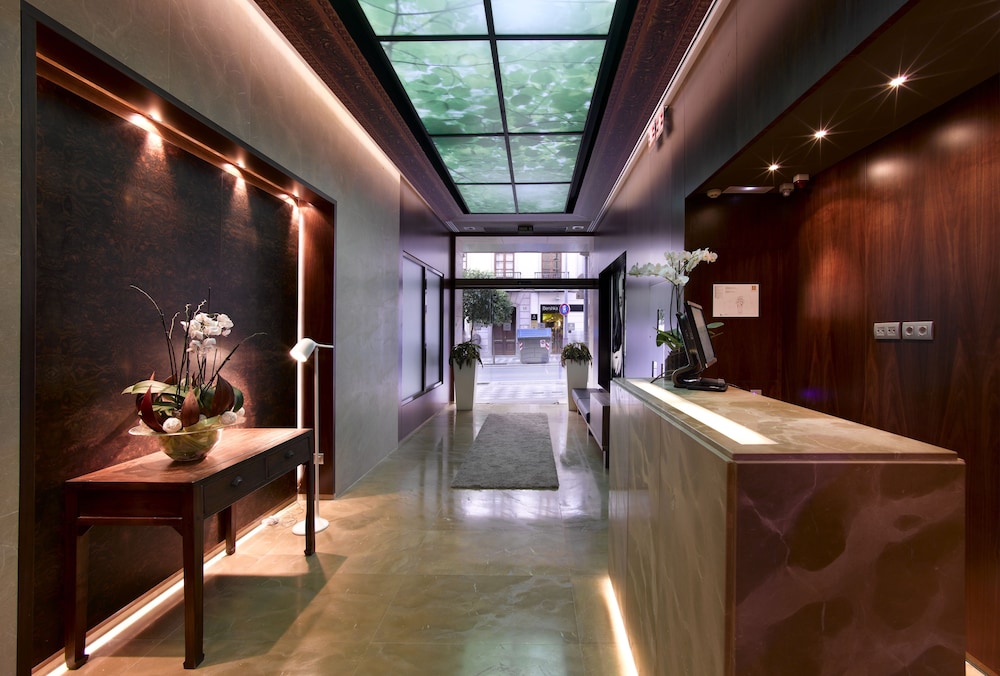 Bibo Suites Hotel 36/54