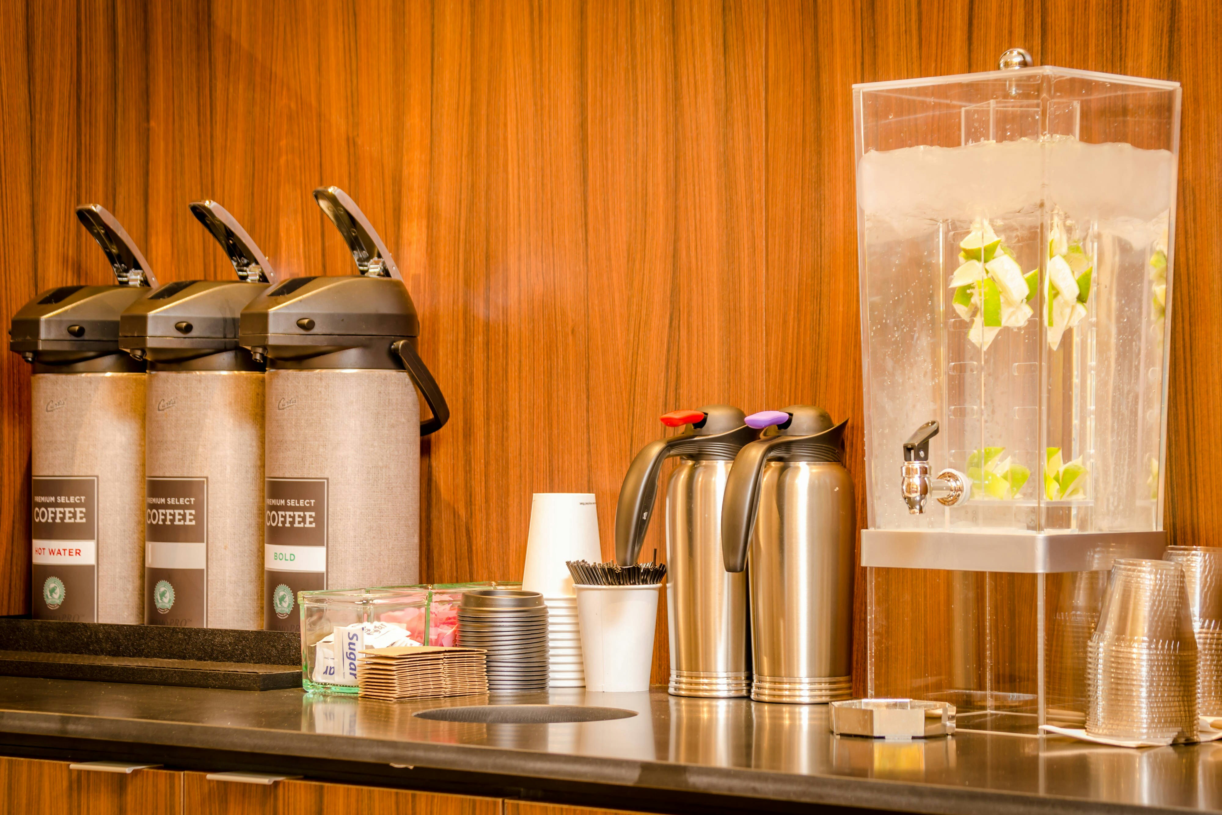 Fairfield Inn & Suites by Marriott St Petersburg North 8/25