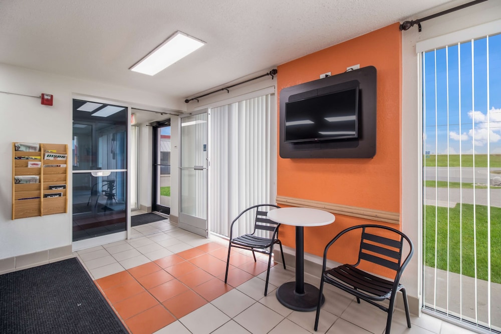 Park Inn by Radisson, Fargo West Acres 37/51