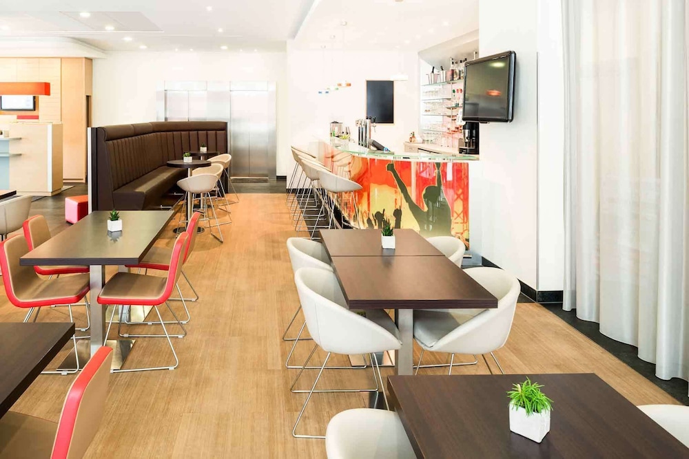 ibis Esch Belval 41/64
