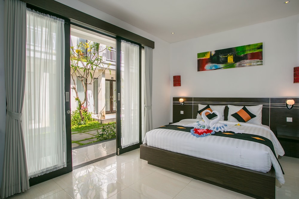 The Diana Suite 28/67