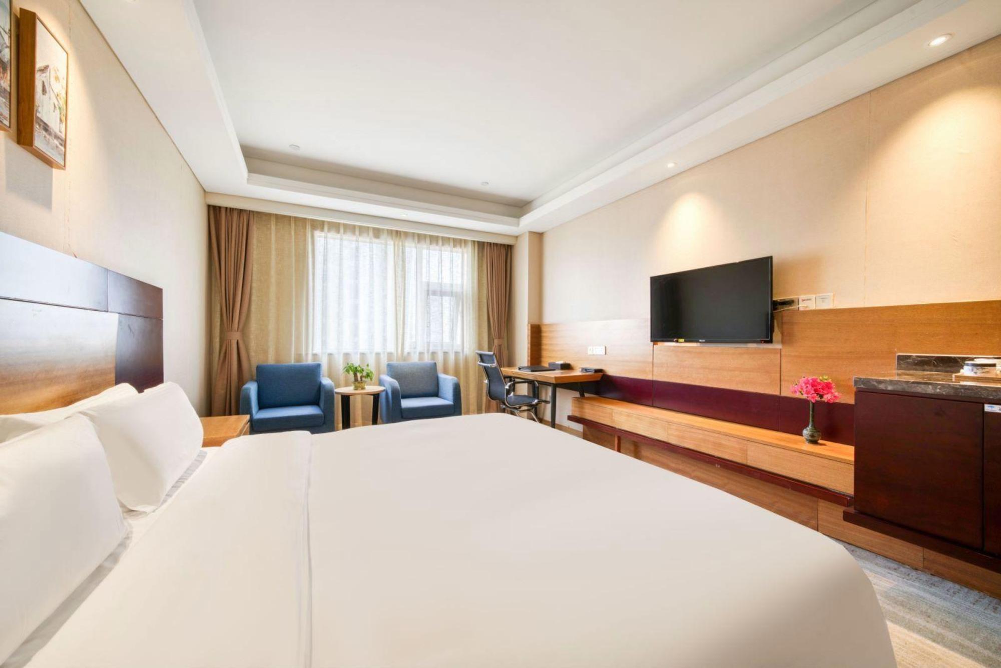 Qingdao Airport Fuhua Hotel 8/24