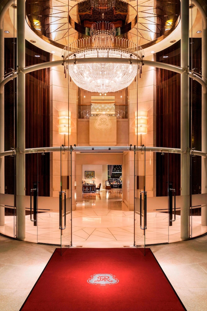 The St Regis Singapore 8/48