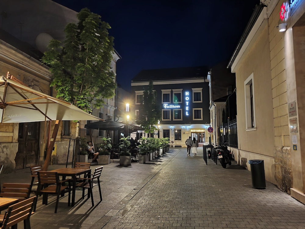 Fullton Hotel 29/50
