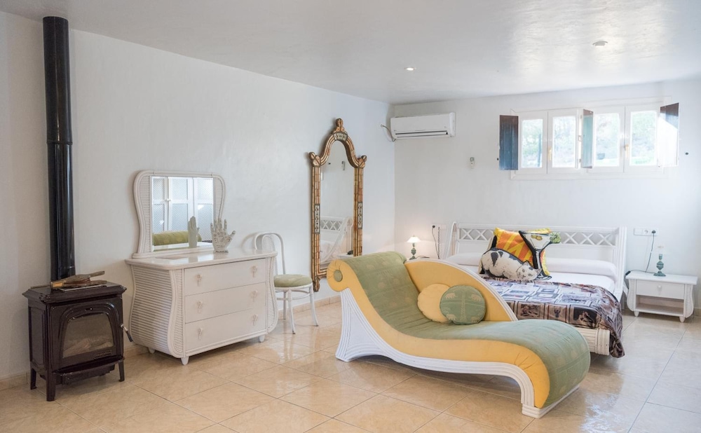 Pikes Ibiza - Adults Only 10/50