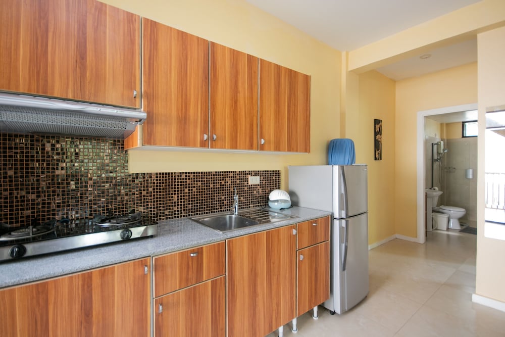 Reef Beach Resort 3/69