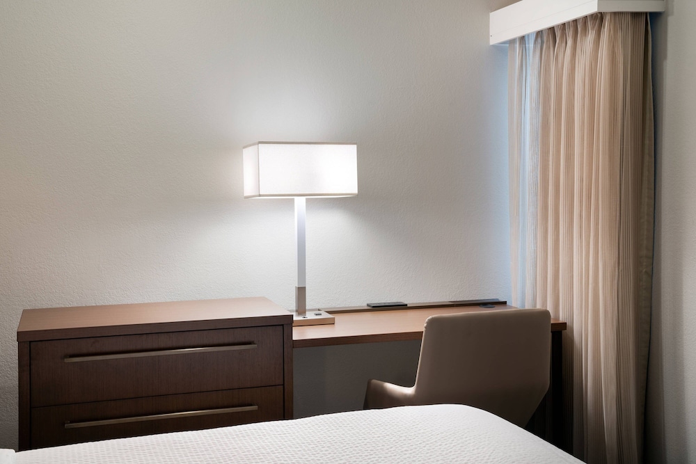 Residence Inn Las Vegas Convention Center 43/46