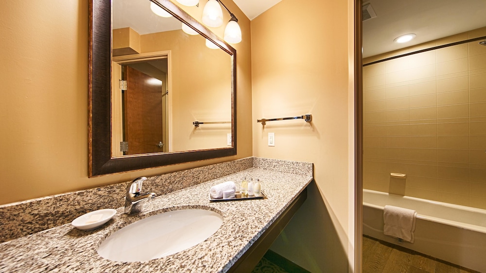 Best Western Plus Intercourse Village Inn & Suites 7/46