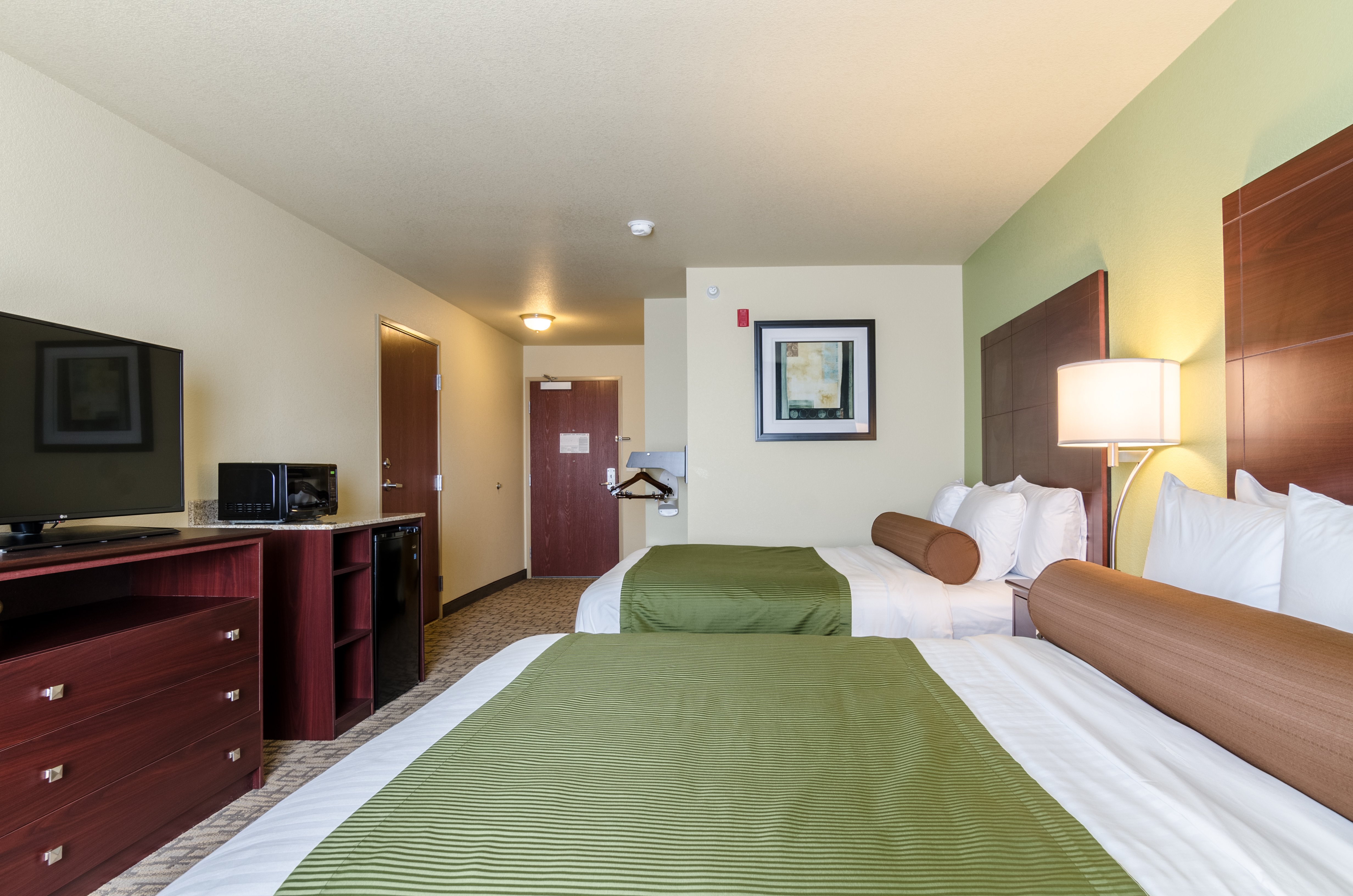Cobblestone Hotel & Suites - McCook 11/50