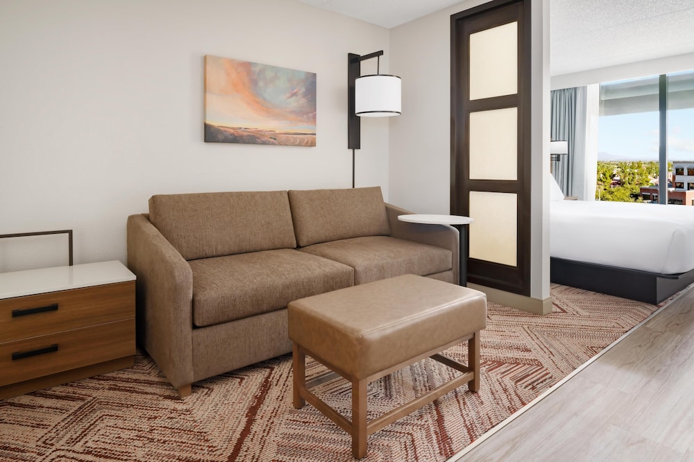 Hyatt Place Scottsdale/Old Town 42/65