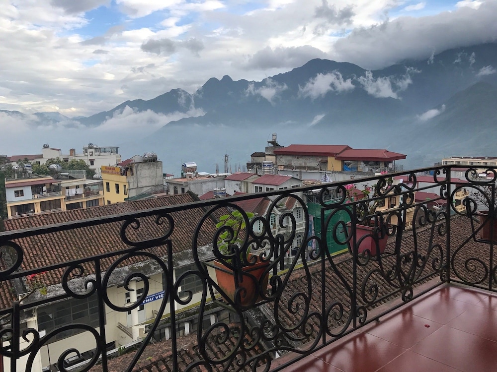 Sapa Centre Hotel 52/57
