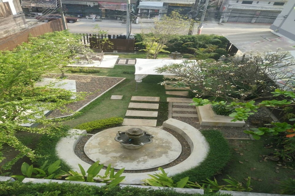 Srisomthai Hotel 52/66