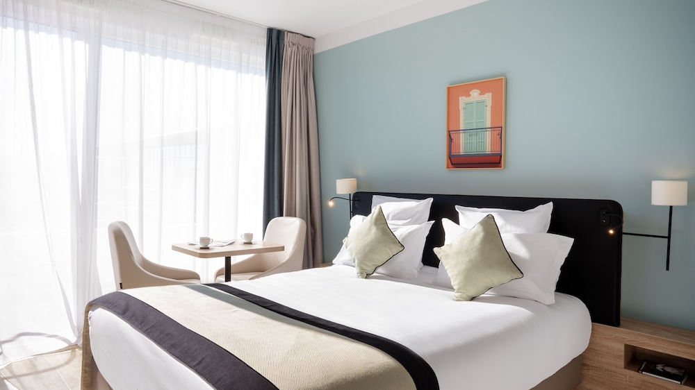 STUDIO, DOUBLE BED, BALCONY