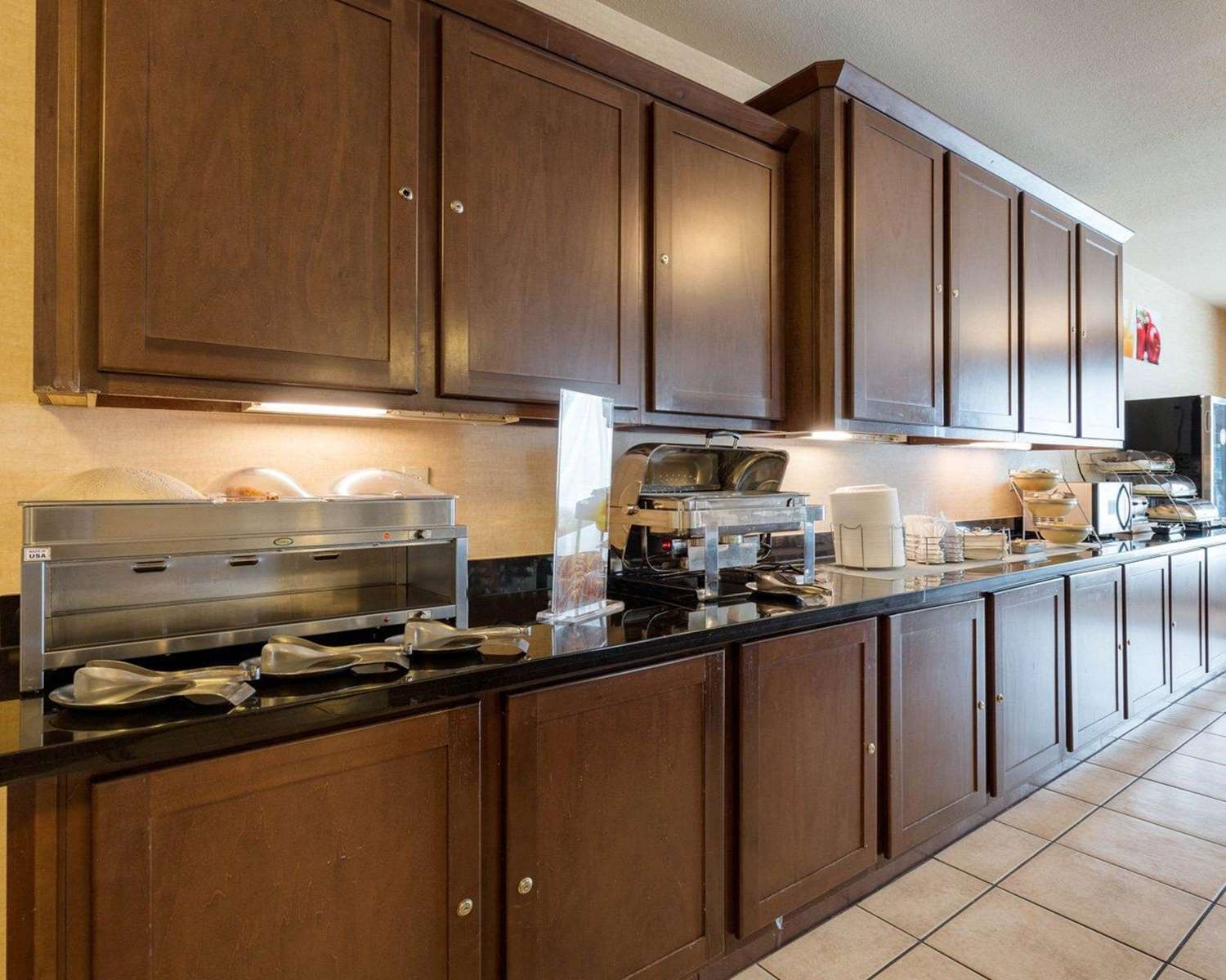 Quality Suites Huntsville Near University 7/24