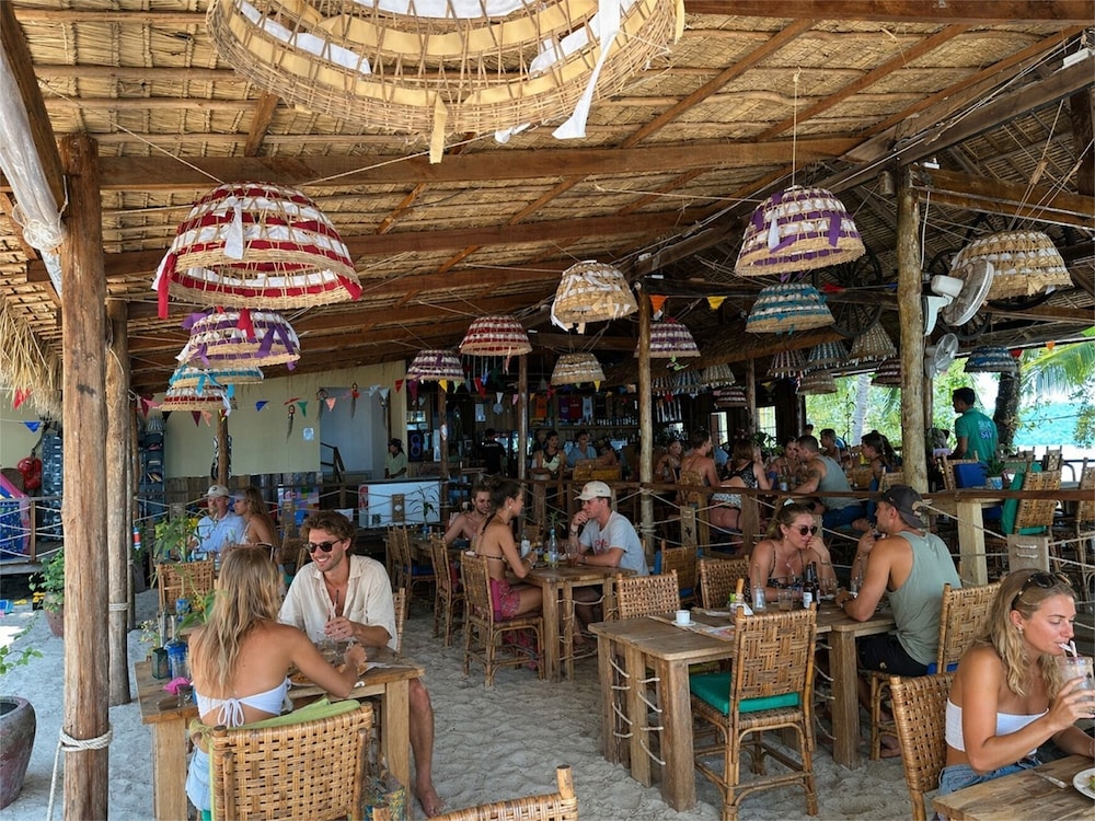Palm Beach Bungalow Resort 54/66