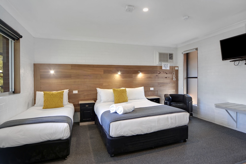 Pleasant Way Motel 29/67