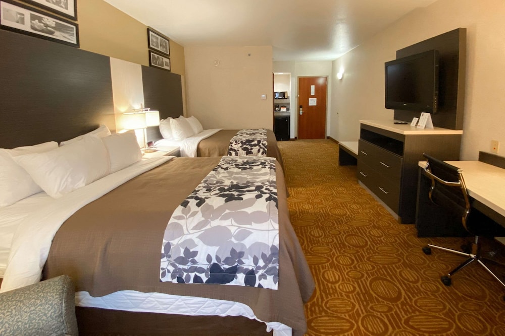 Sleep Inn & Suites Springdale West 33/33