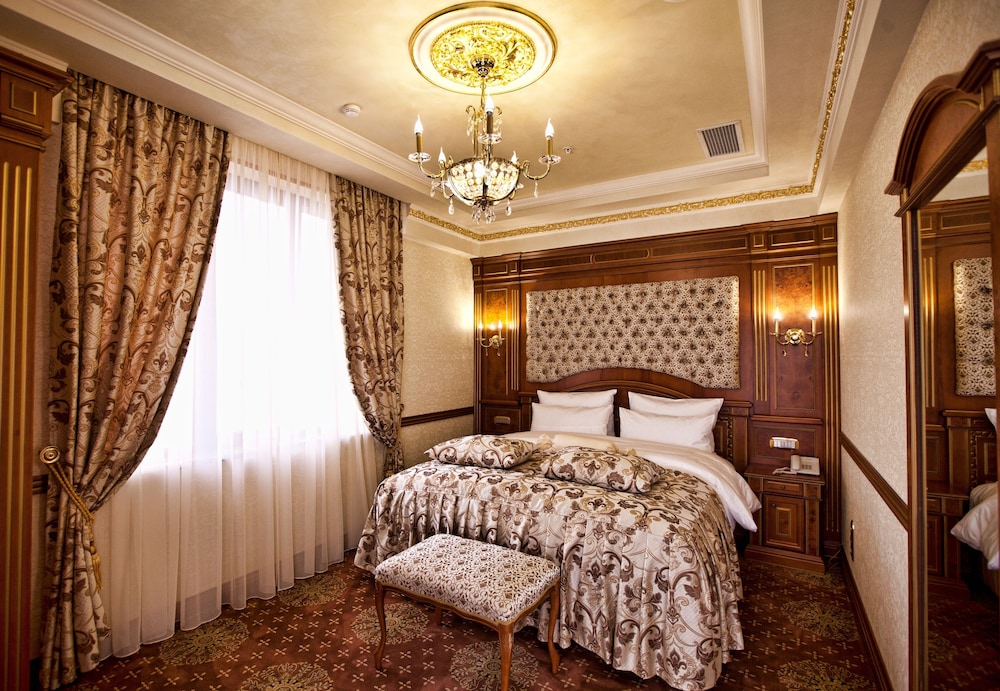 1 BEDROOM, JUNIOR SUITE