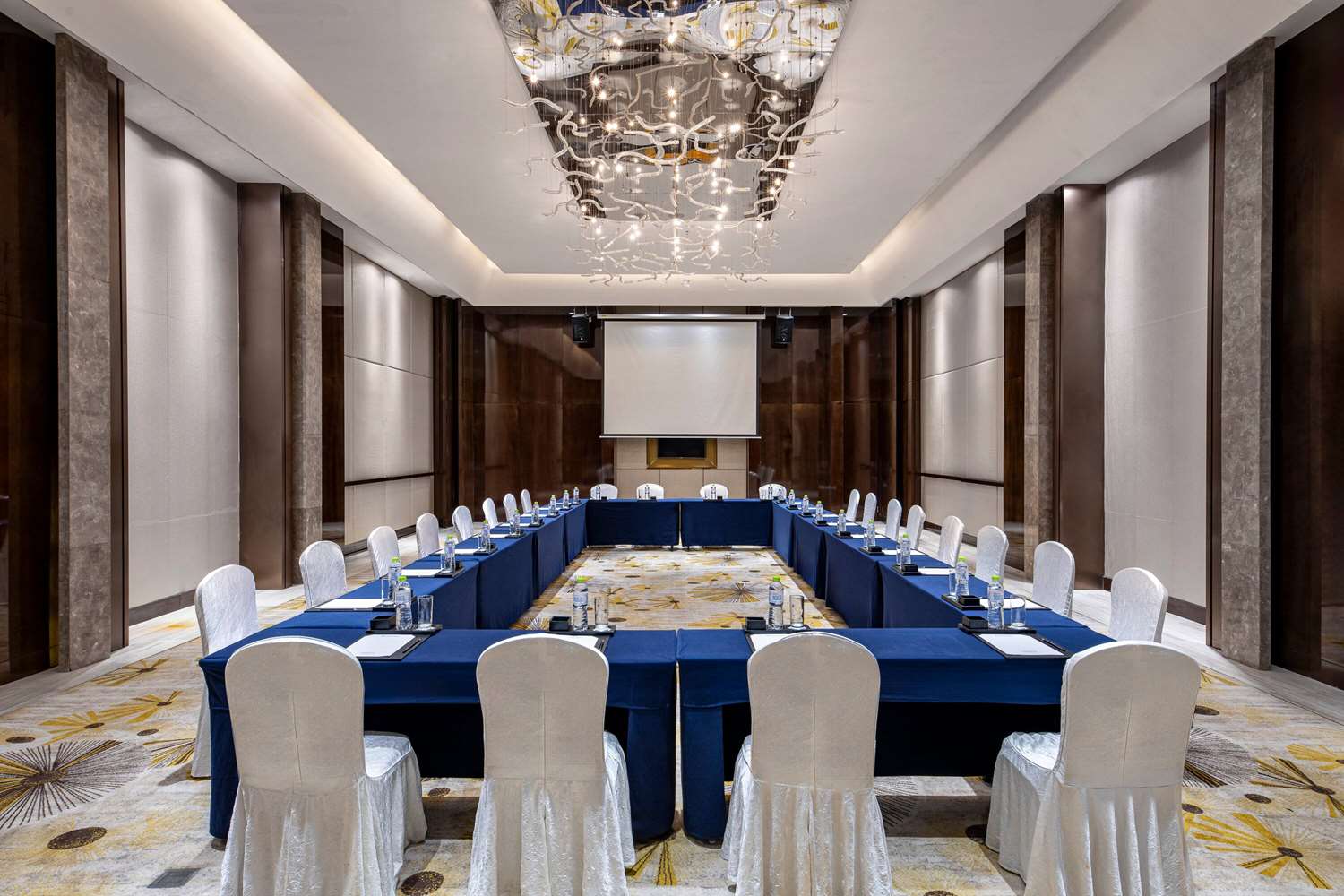 Wyndham Grand Hotel Qingdao 37/50