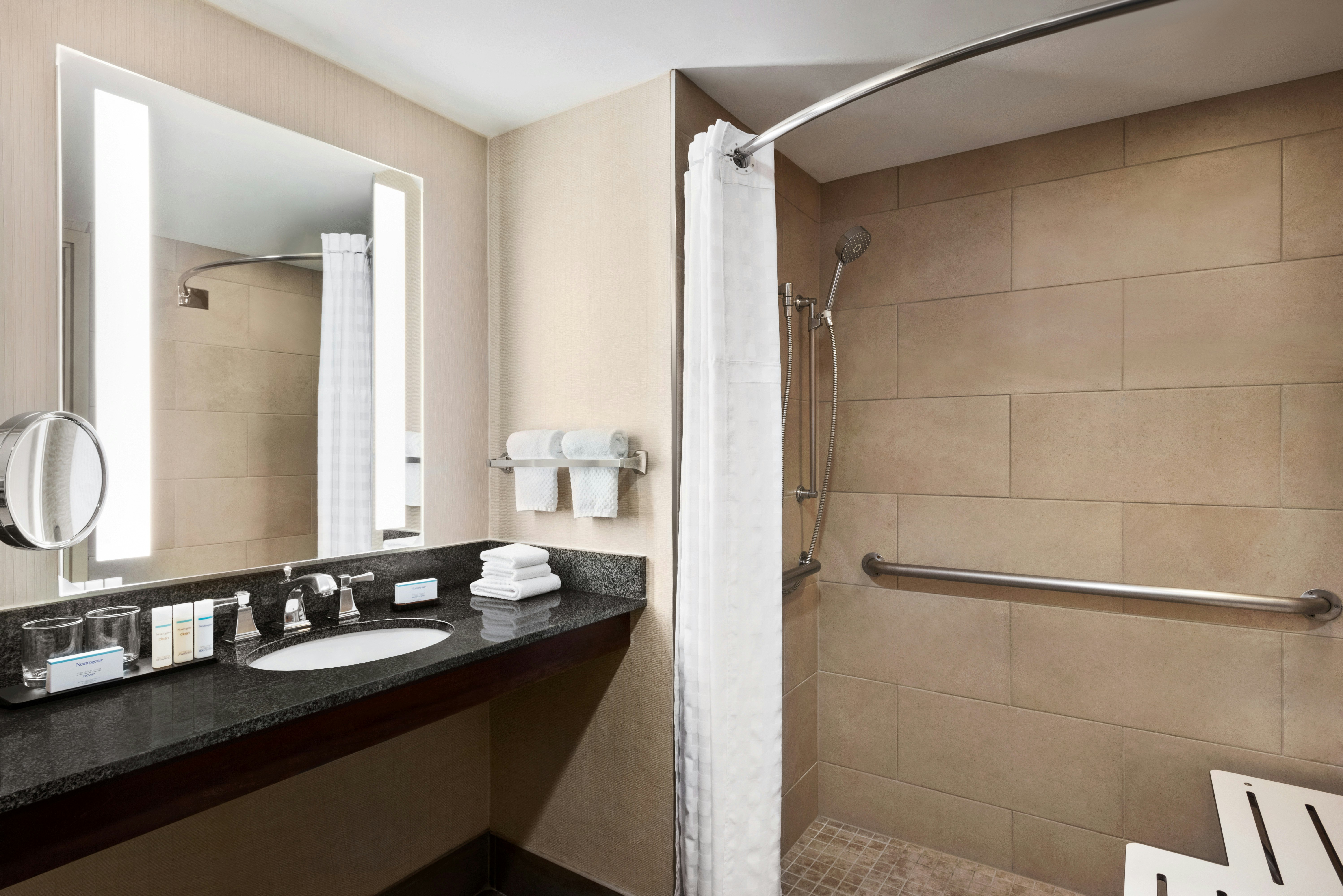 Embassy Suites by Hilton Columbus Dublin 55/55