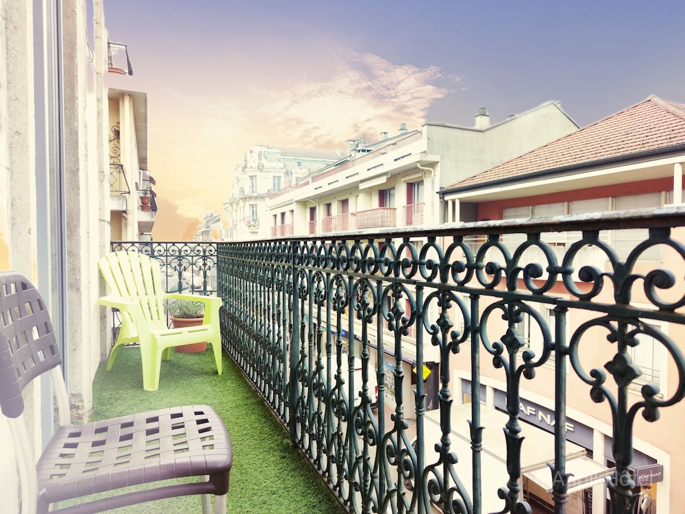 Atipik Hotel Annecy 45/50