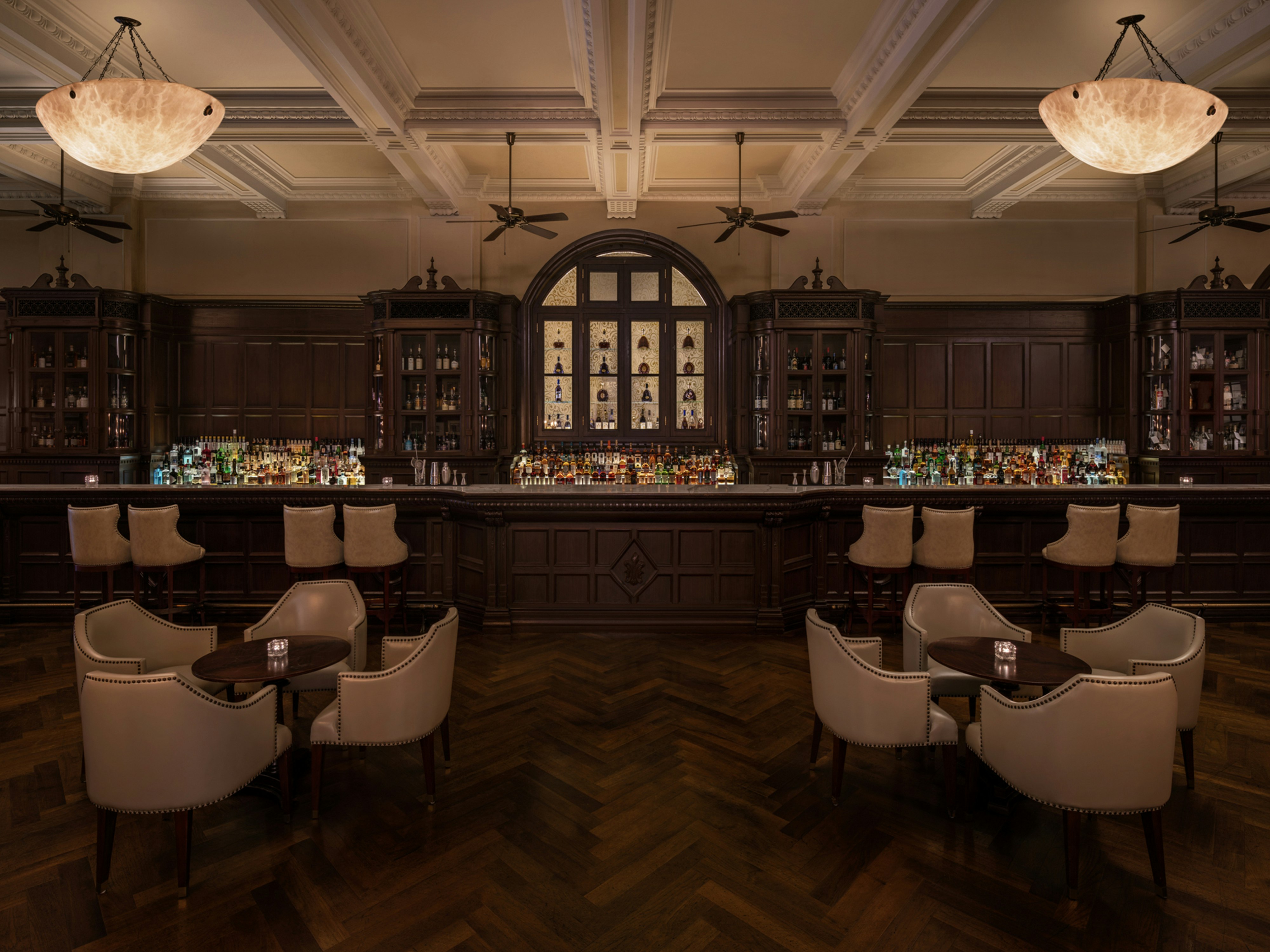 Waldorf Astoria Shanghai On the Bund 50/69