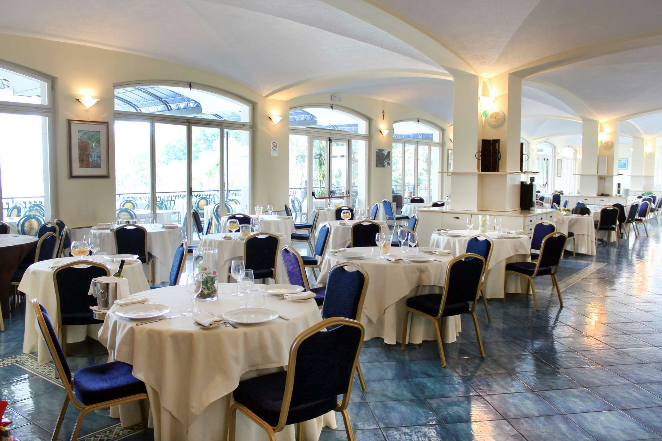 Grand Hotel Don Juan 30/41