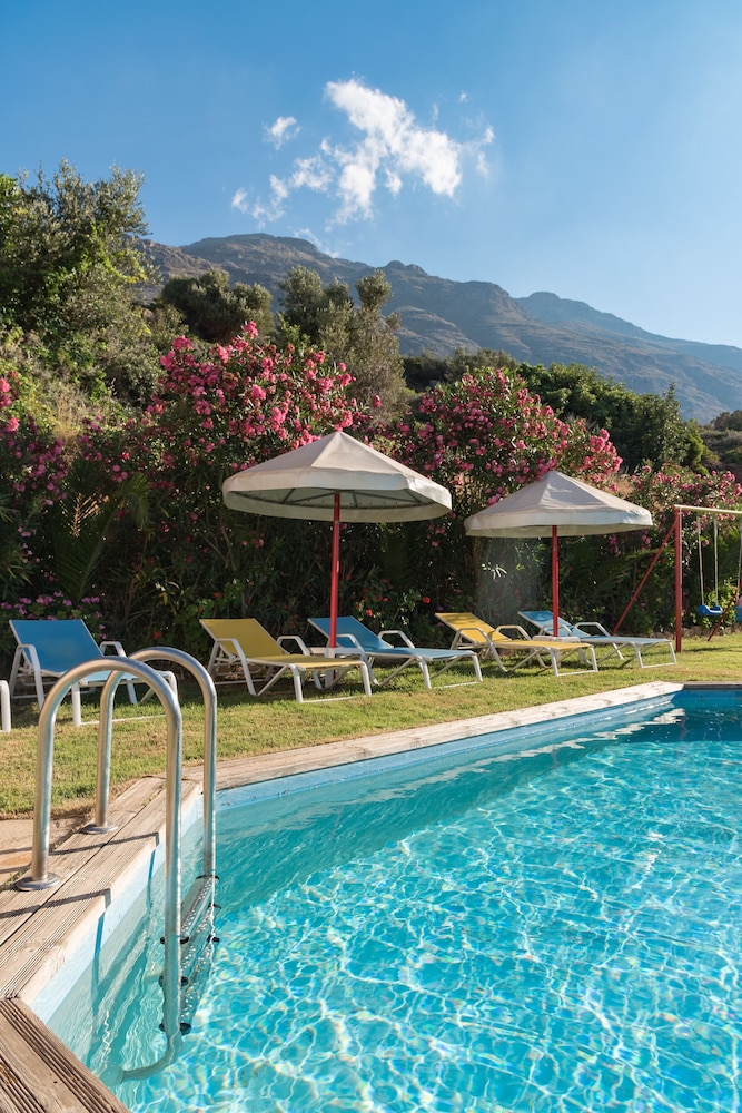 Villas Panagia 33/50