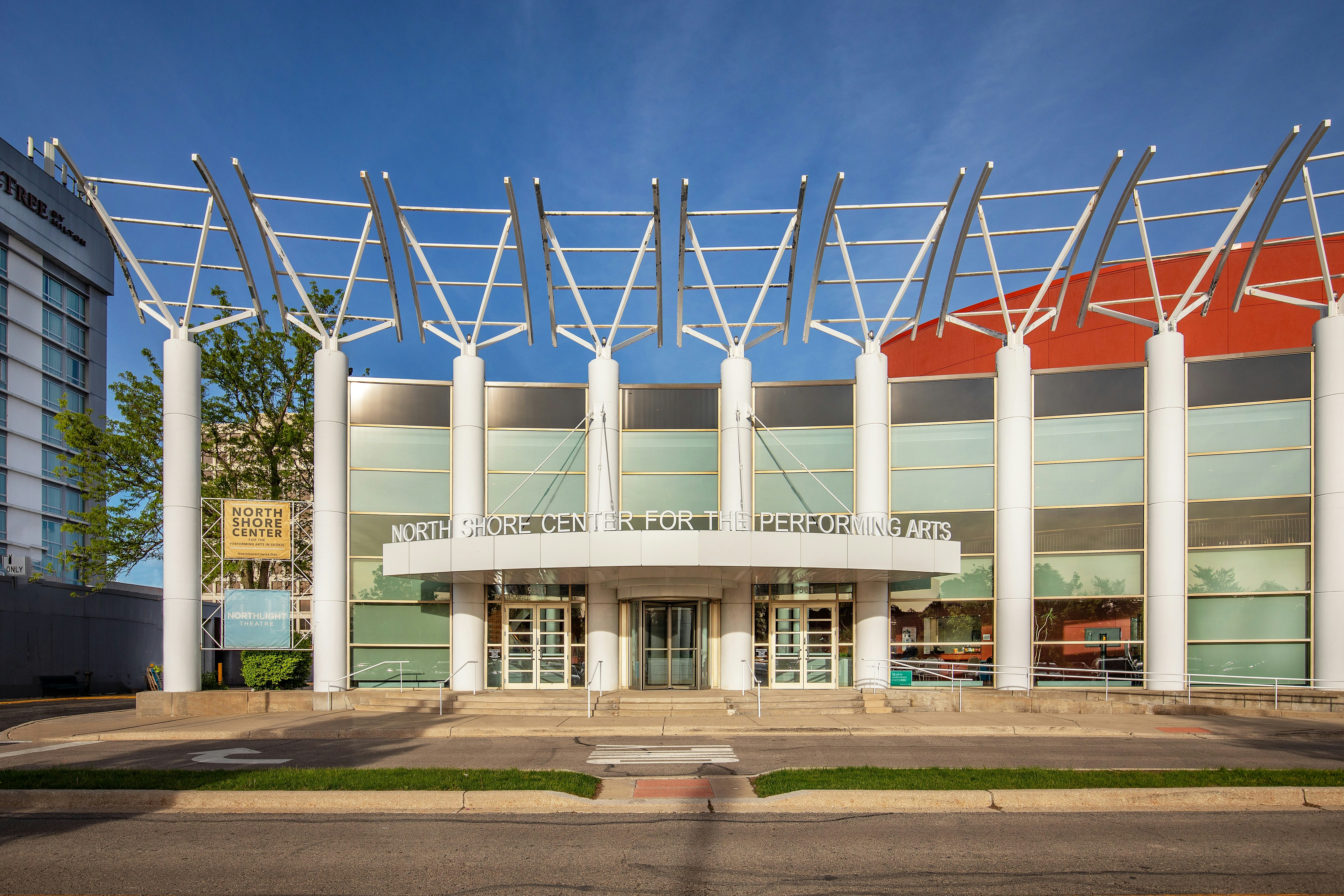DoubleTree by Hilton Chicago - North Shore Conference Center 48/49