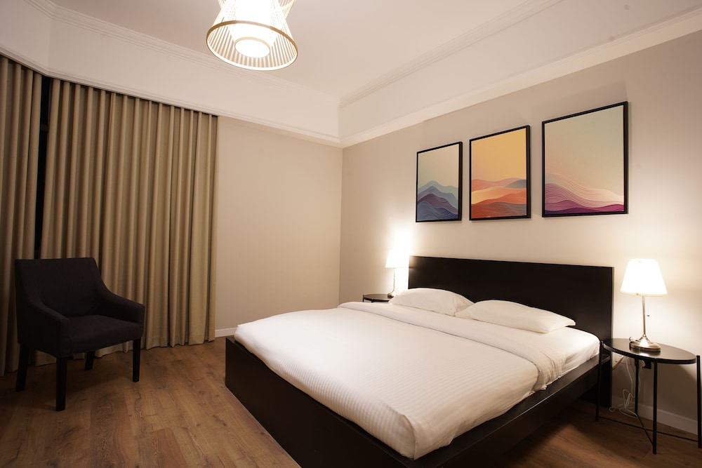 AL FARIS SUITE 2 15/50