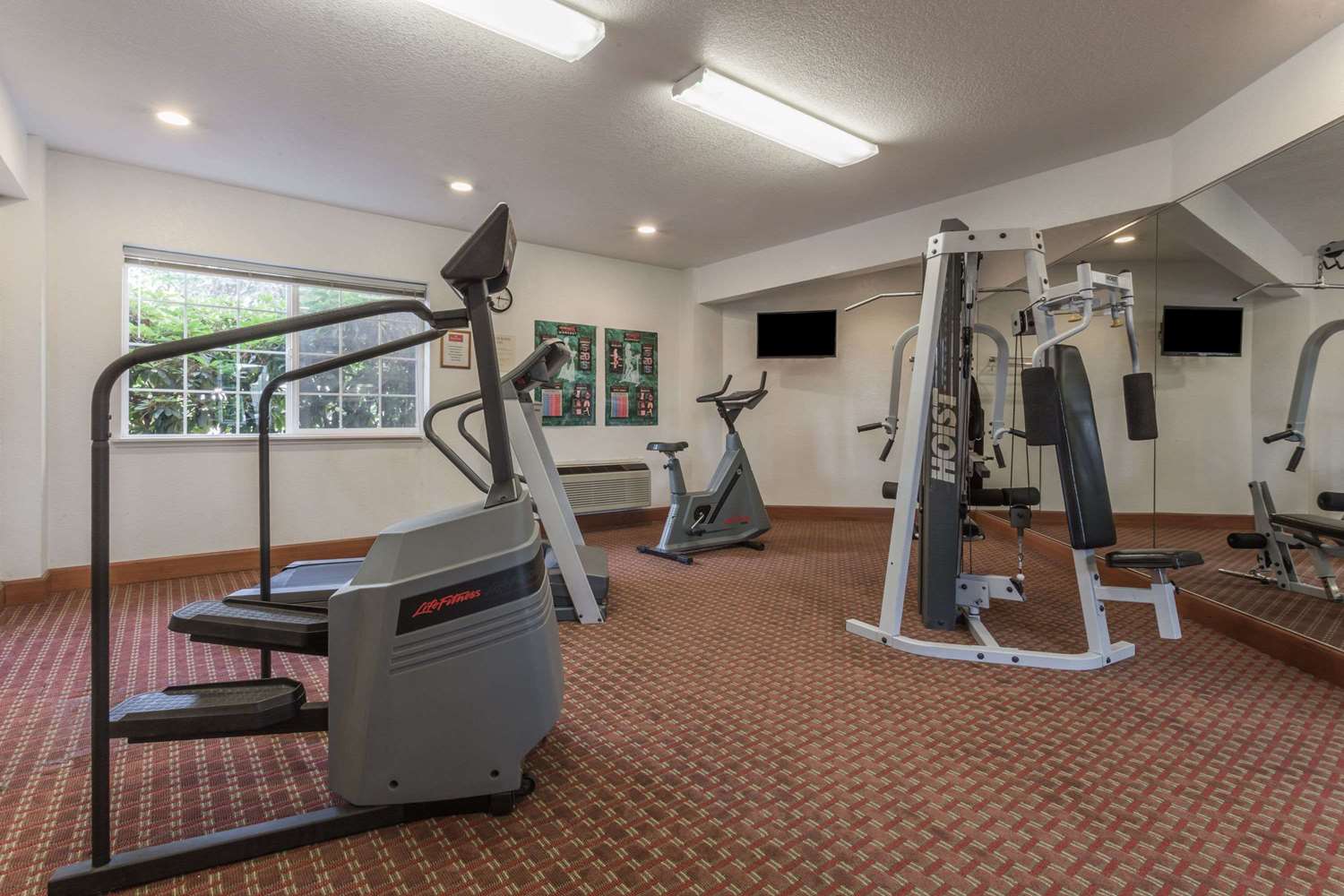 Ramada By Wyndham Portland 19/35