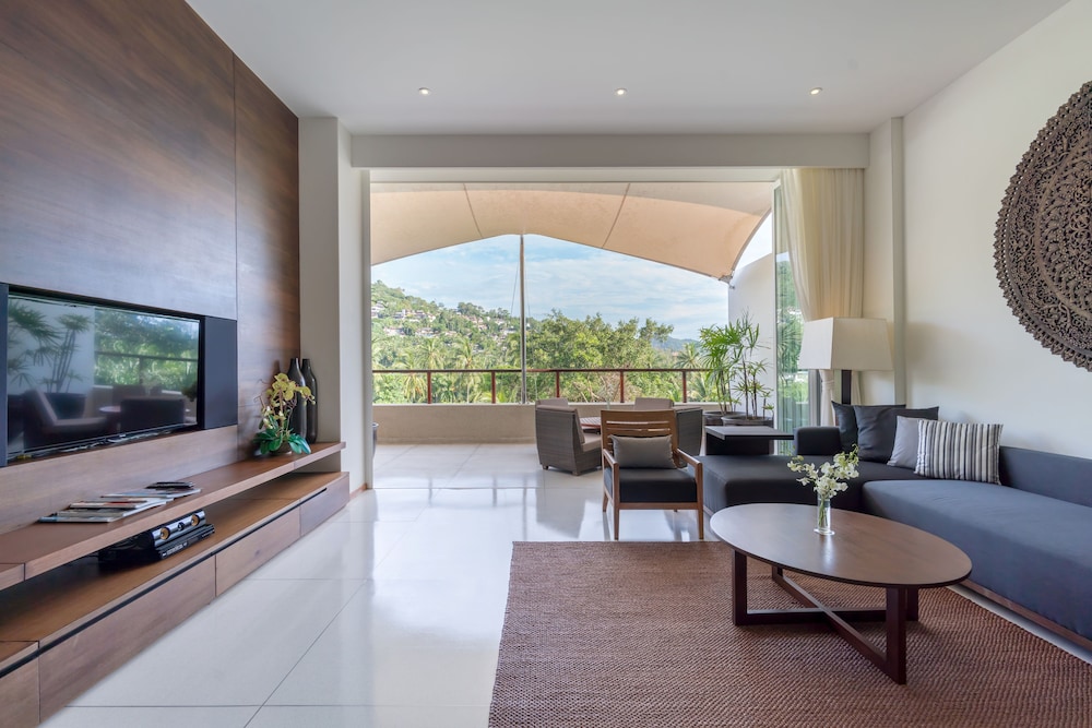 THE CHAVA RESORT 42/58