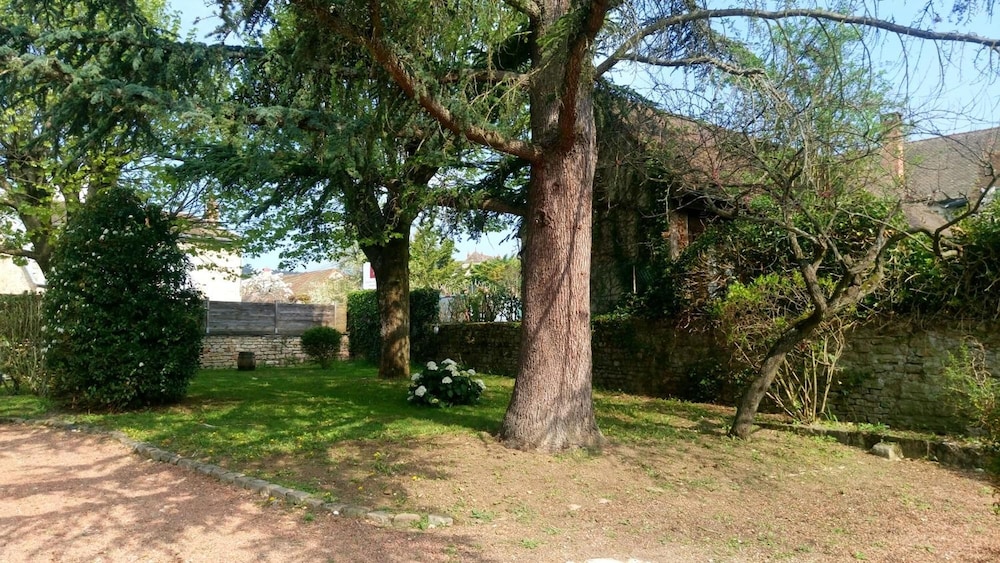 Hotellerie Du Val D'or 38/45