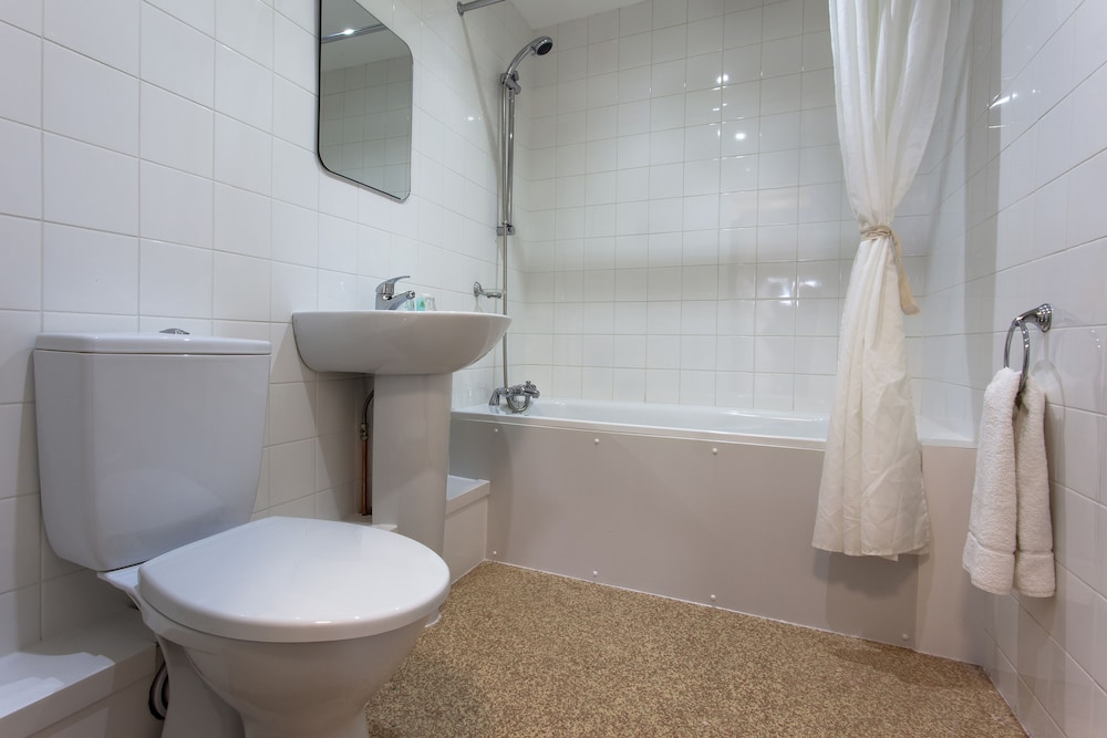 Bosworth Hall Hotel & Spa 59/61